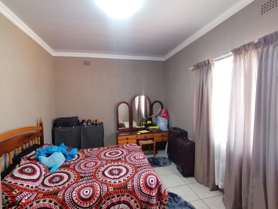 4 Bedroom Property for Sale in Stilfontein Ext 4 North West
